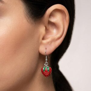 گوشواره توت فرنگی